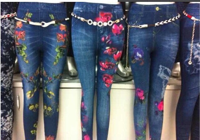 印花牛仔褲批發指南 服裝服飾市場的新趨勢與機遇